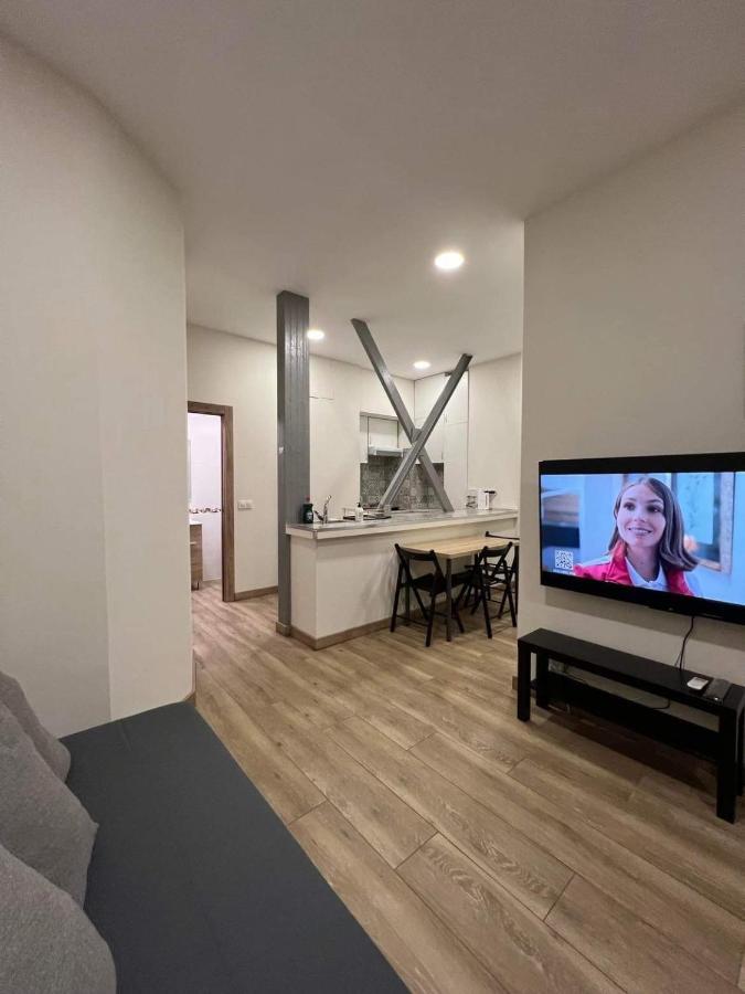 Pradalongo Apartment มาดริด ภายนอก รูปภาพ