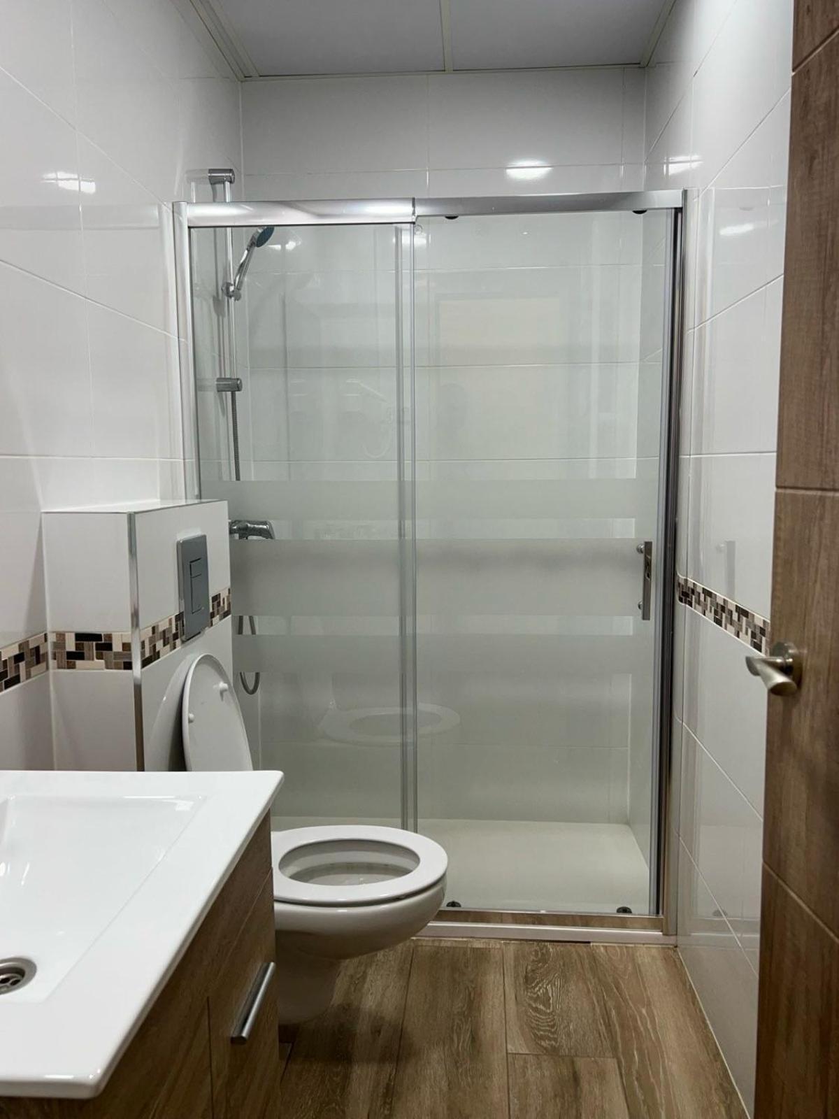 Pradalongo Apartment มาดริด ภายนอก รูปภาพ