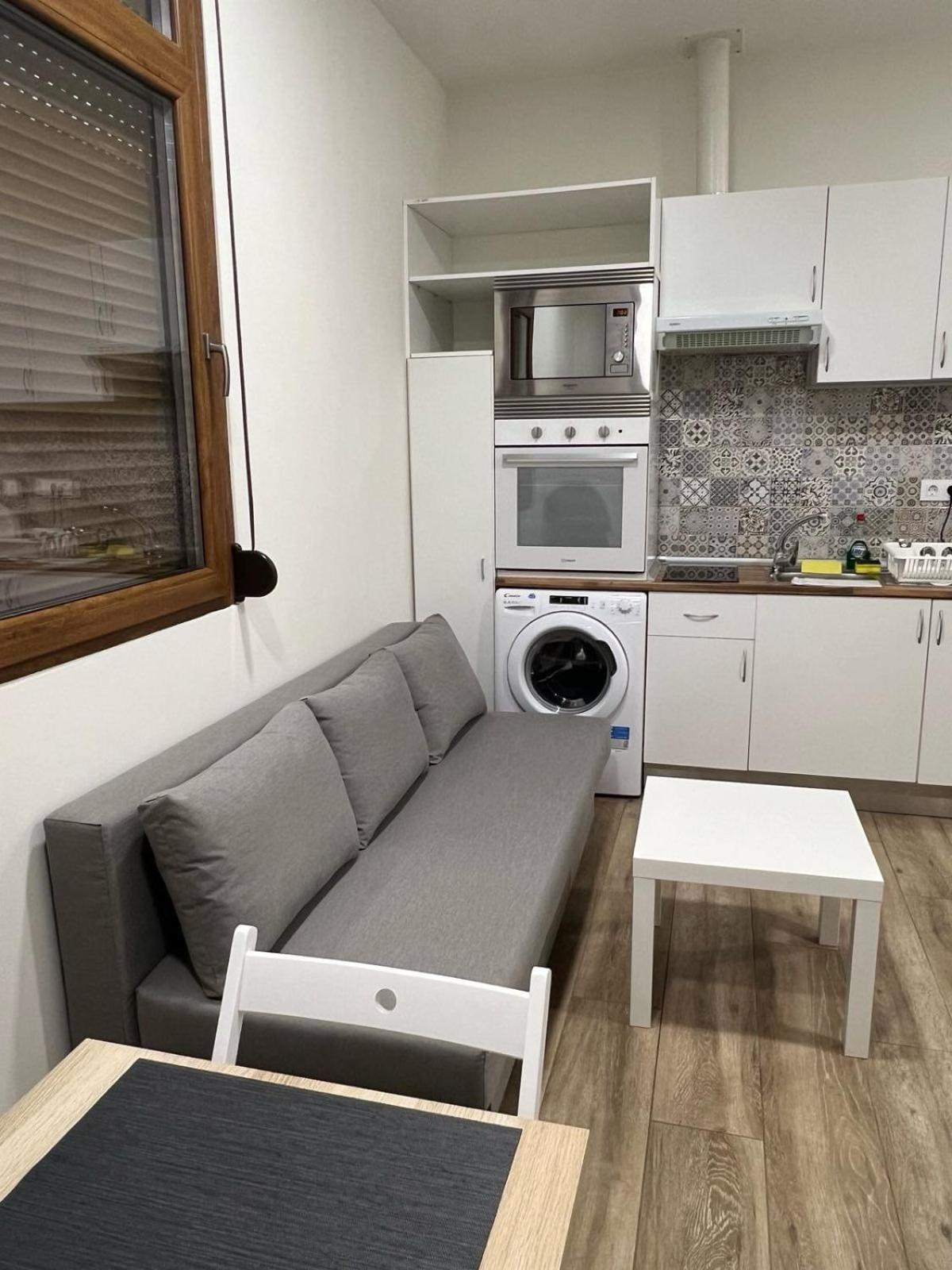 Pradalongo Apartment มาดริด ภายนอก รูปภาพ