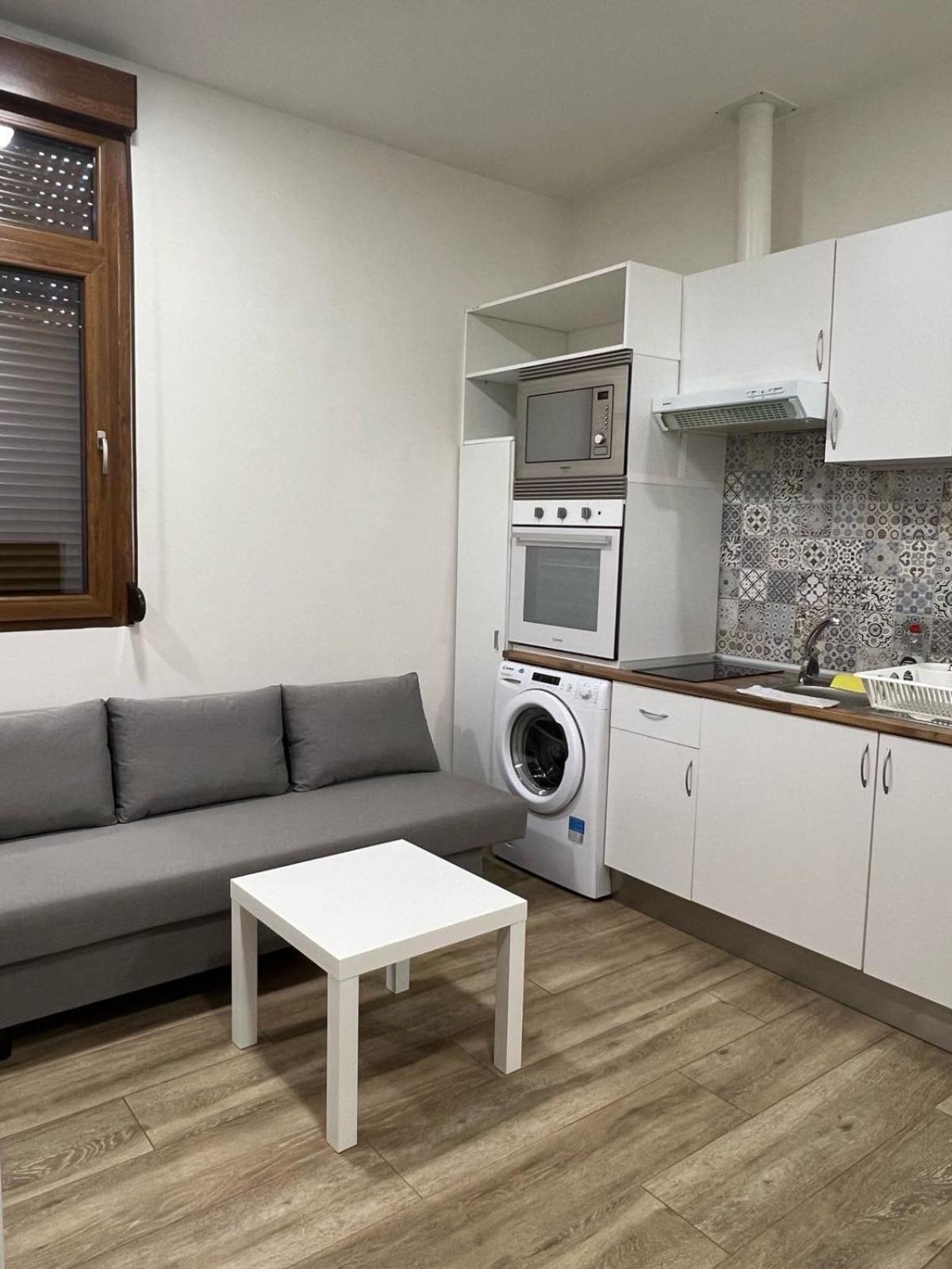 Pradalongo Apartment มาดริด ภายนอก รูปภาพ